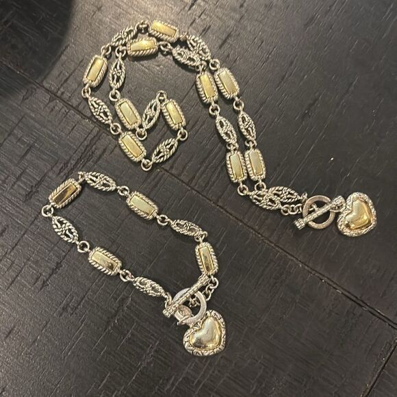 Premier Designs Two Tone Scroll Heart Toggle Closure Necklace Bracelet Jewelry - Picture 8 of 11